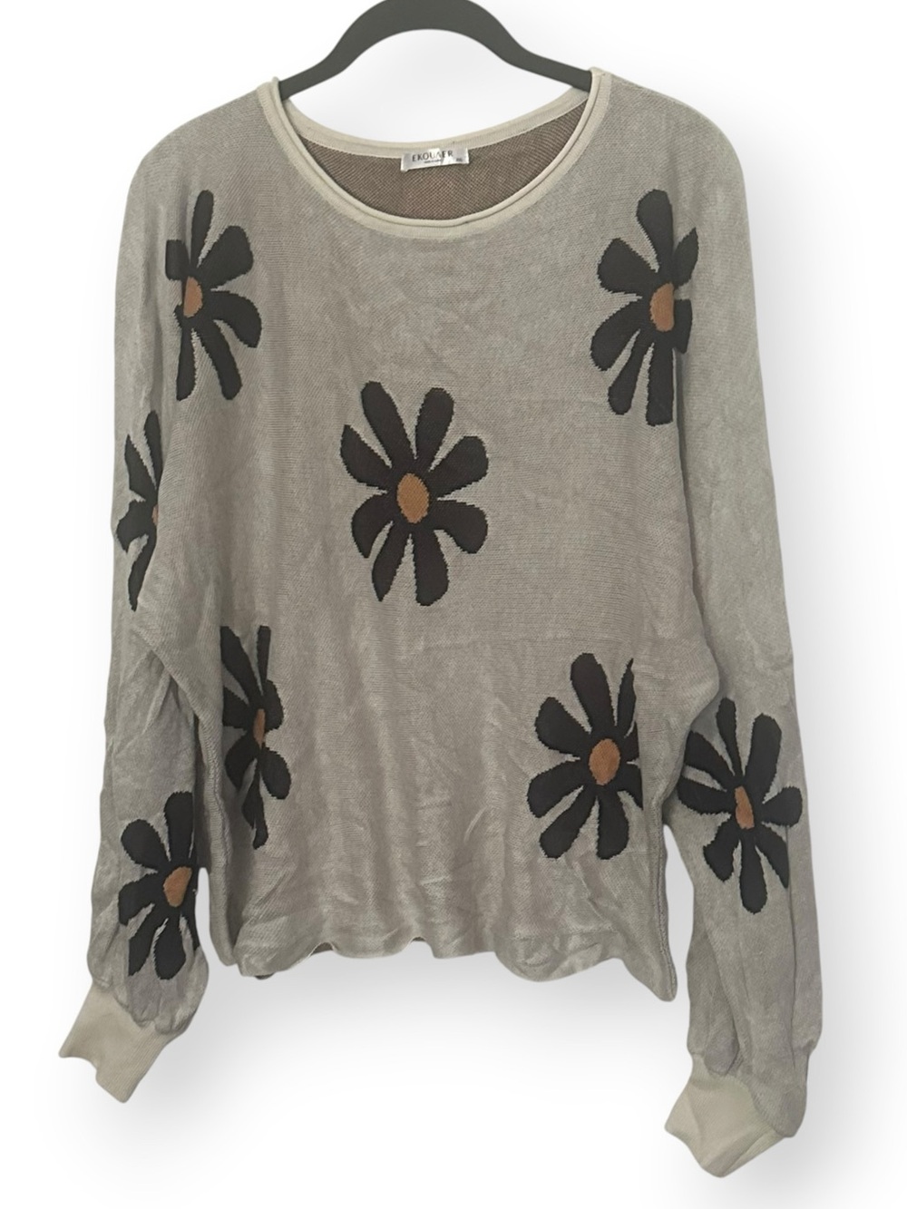 Ekouaer Taupe Floral Knit Pullover Sweatshirt with Contrast Daisy Motif